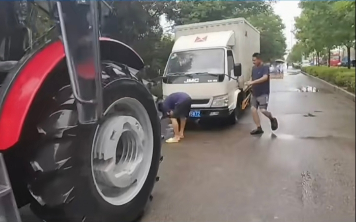 706bbced91bc43e9ad20624c1381874e