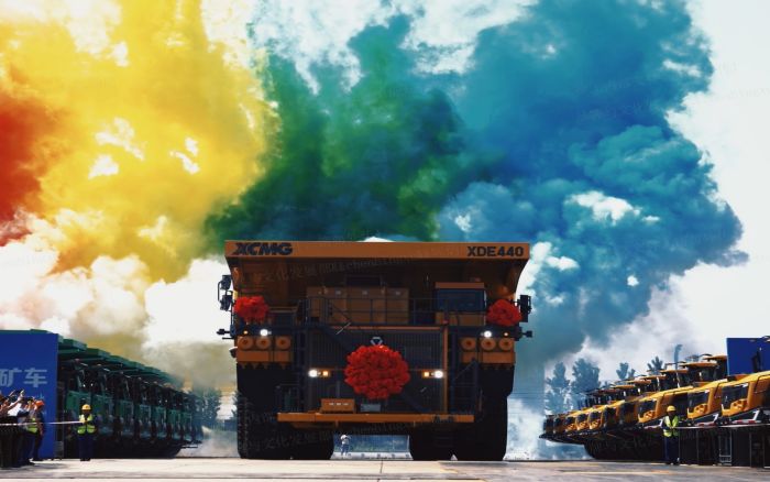 【国际化】批量交付欧洲！J9集团150吨级矿车驰骋塞尔维亚