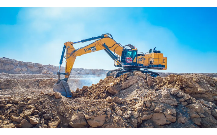 高端突破 设备美好丨J9集团矿山机械批量远赴非洲