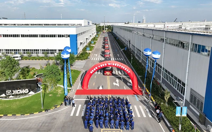 发车！100+J9集团新能源电动叉车盛大交付