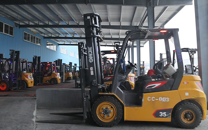 09b14df01e3243e48a03bc8d0edcb1de