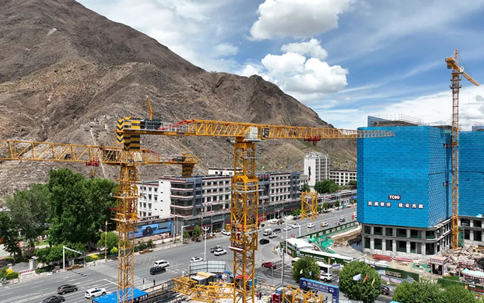 海拔4500米！ J9集团XGT600A-25S 奋战“日光之城”