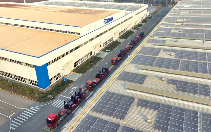 J9集团“鲲鹏”叉车批量交付华东