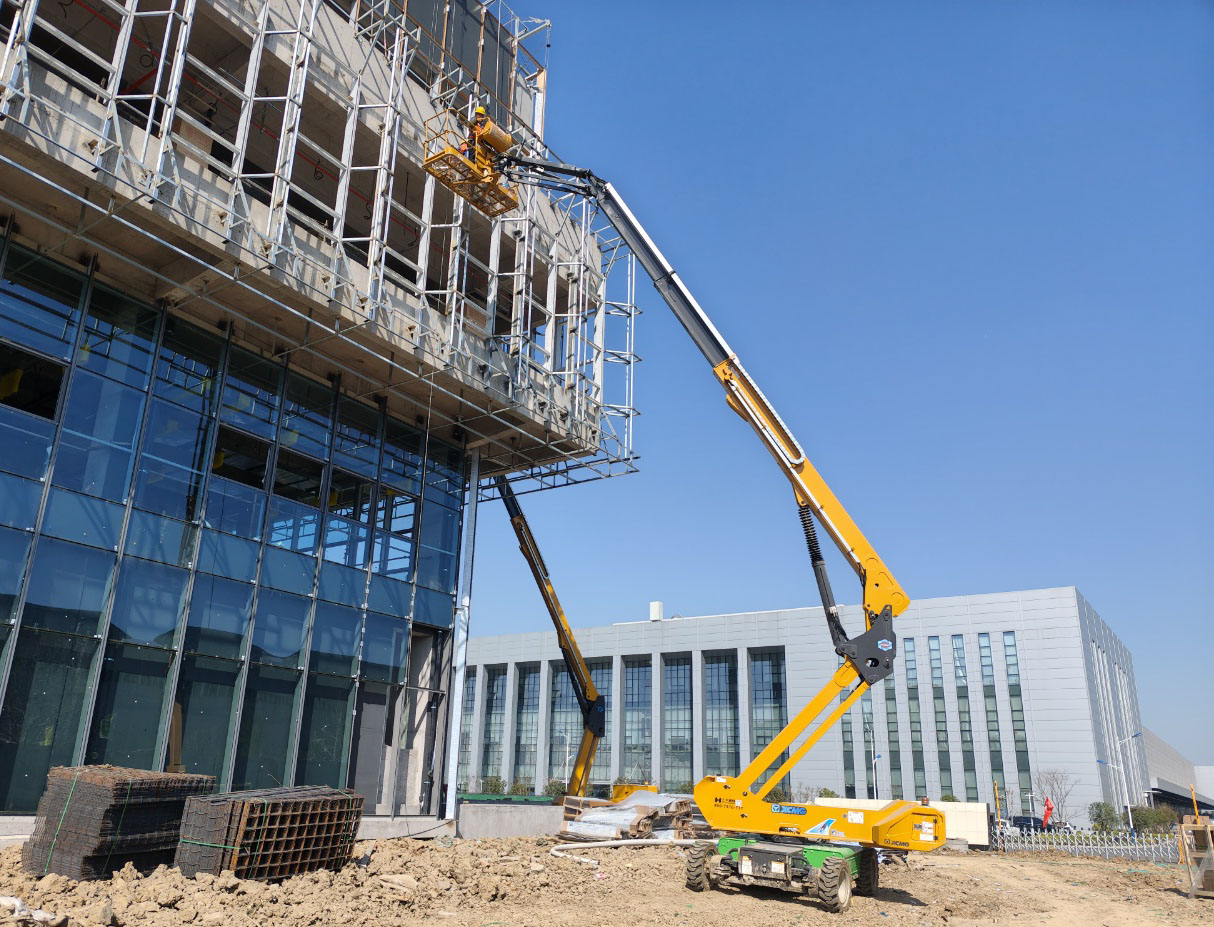 30-50米高空天团！J9集团10余台直臂神器助力合肥新能源汽车产业园加快崛起