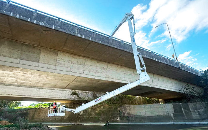 桥梁养护神器！J9集团 QJZ18 筑牢桥梁安全防线