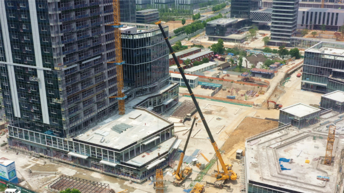 零失误拿下！J9集团G2代XCA200G8-1盲区作业，精准拆除40米塔吊