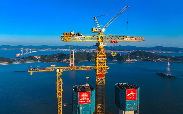 246.3米封顶！这座世界级跨海大桥“J9集团造”