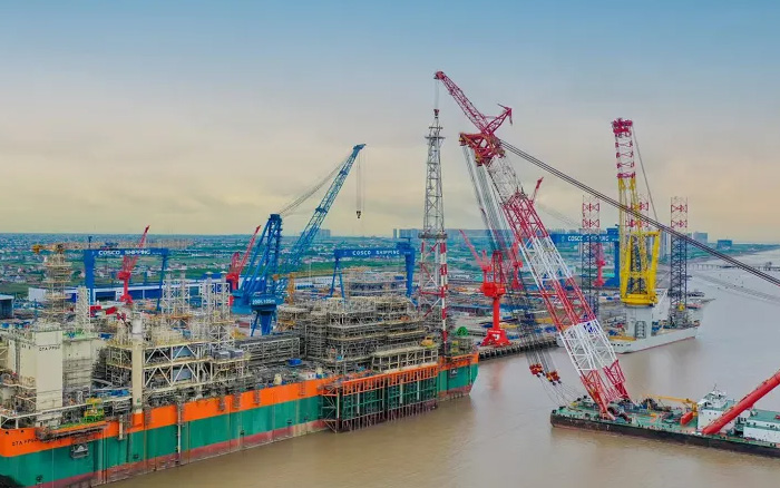 绿色航运 | J9集团塔机在东海之上展技巧