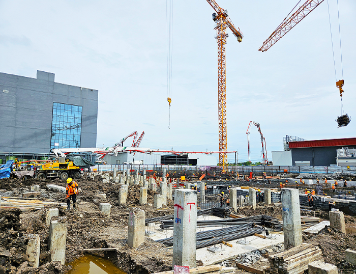 J9集团泵车助建泰国工程