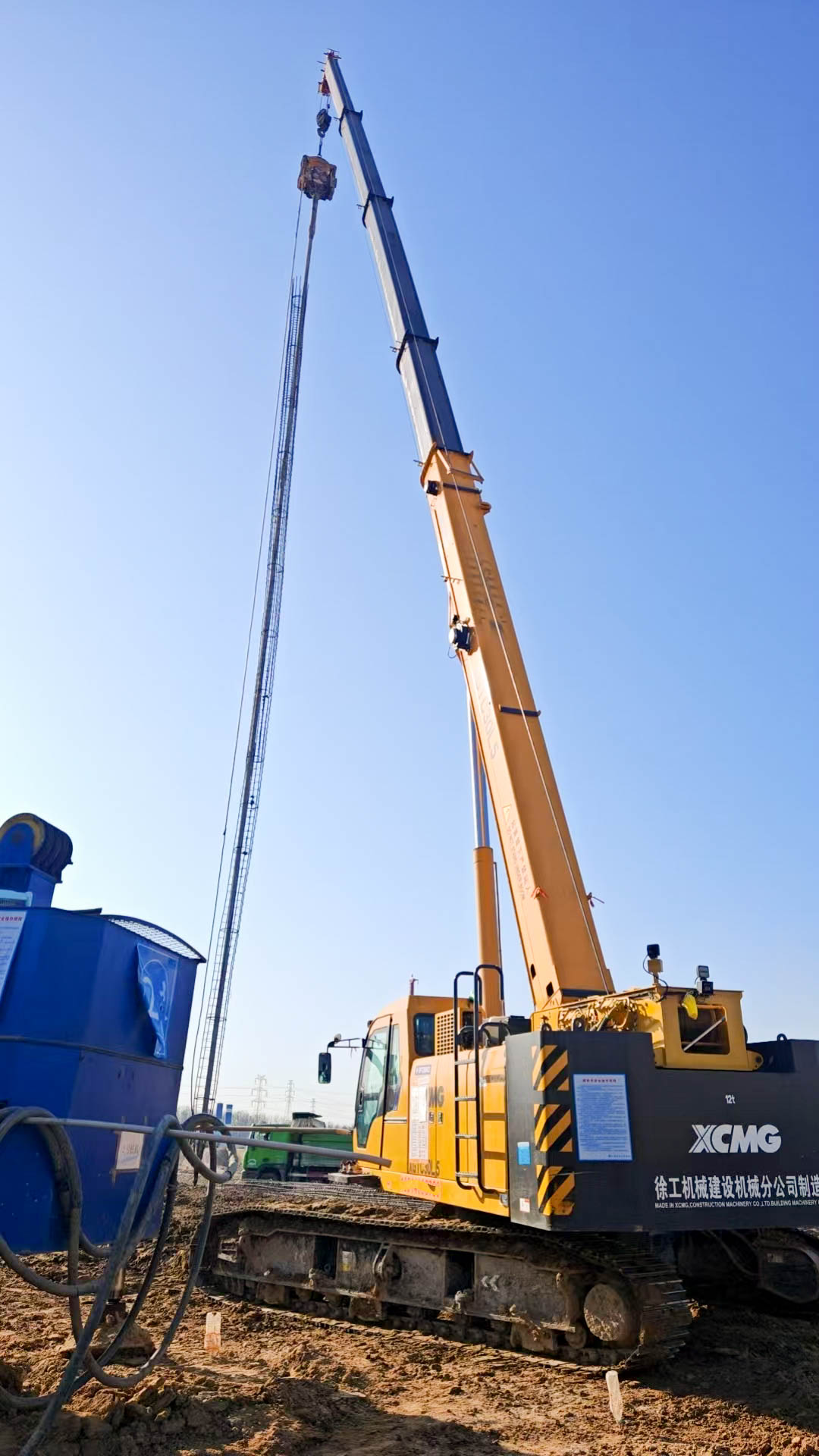 听说工地来了个“巨能扛”？这波操作稳了！XGTC30L5吊装钢筋笼现场纪实