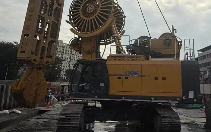 a456b27a8a46452fa1b6d386b31a8413