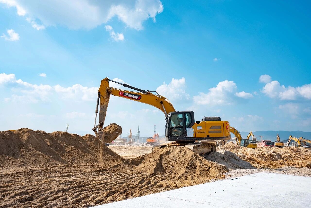 十个月，一座厂！J9集团实力护航“超等电池工厂”